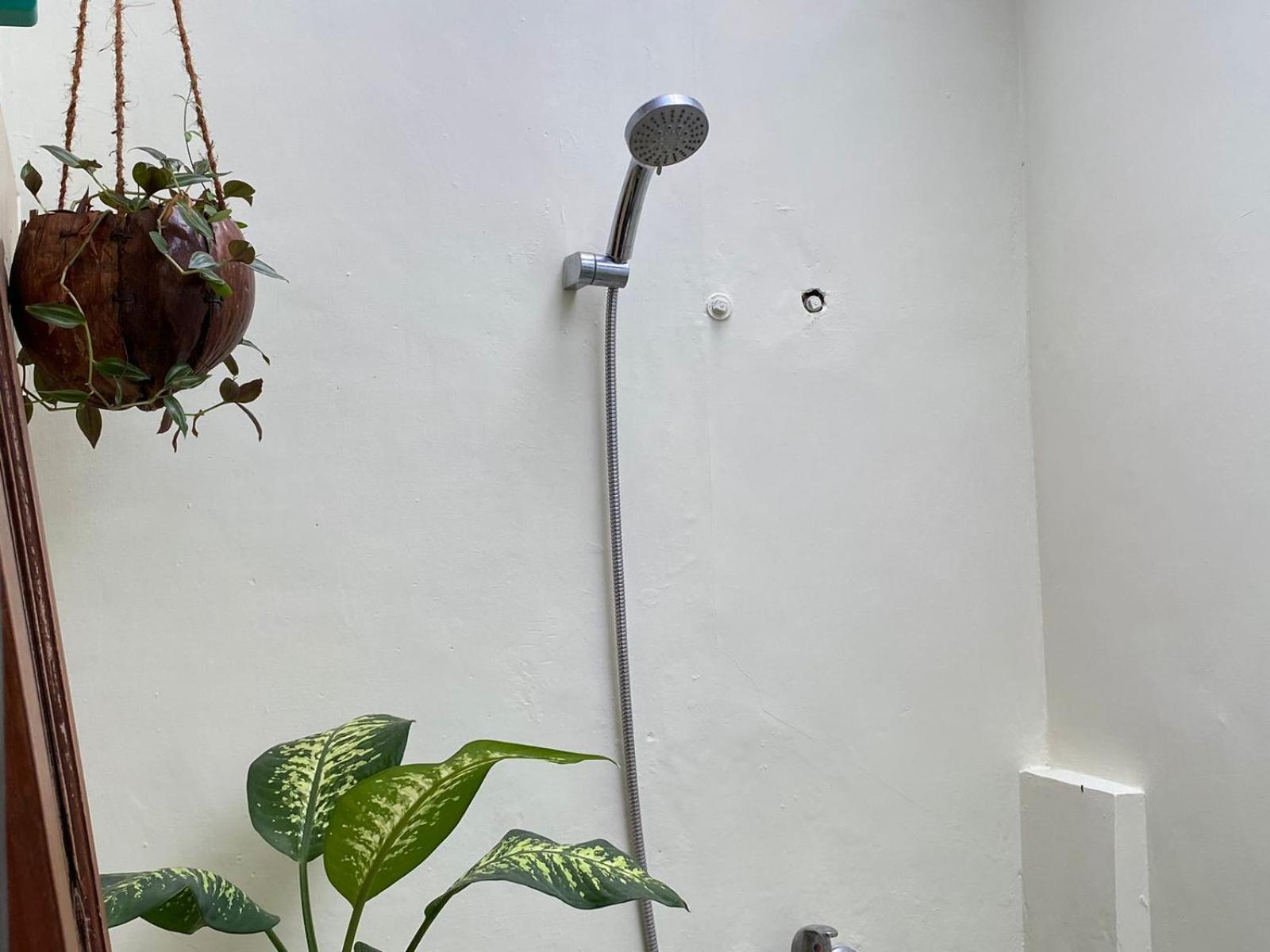 Coliving Jogja Sweet Home Kost Lengkap Di Jogjakarta Quarto foto