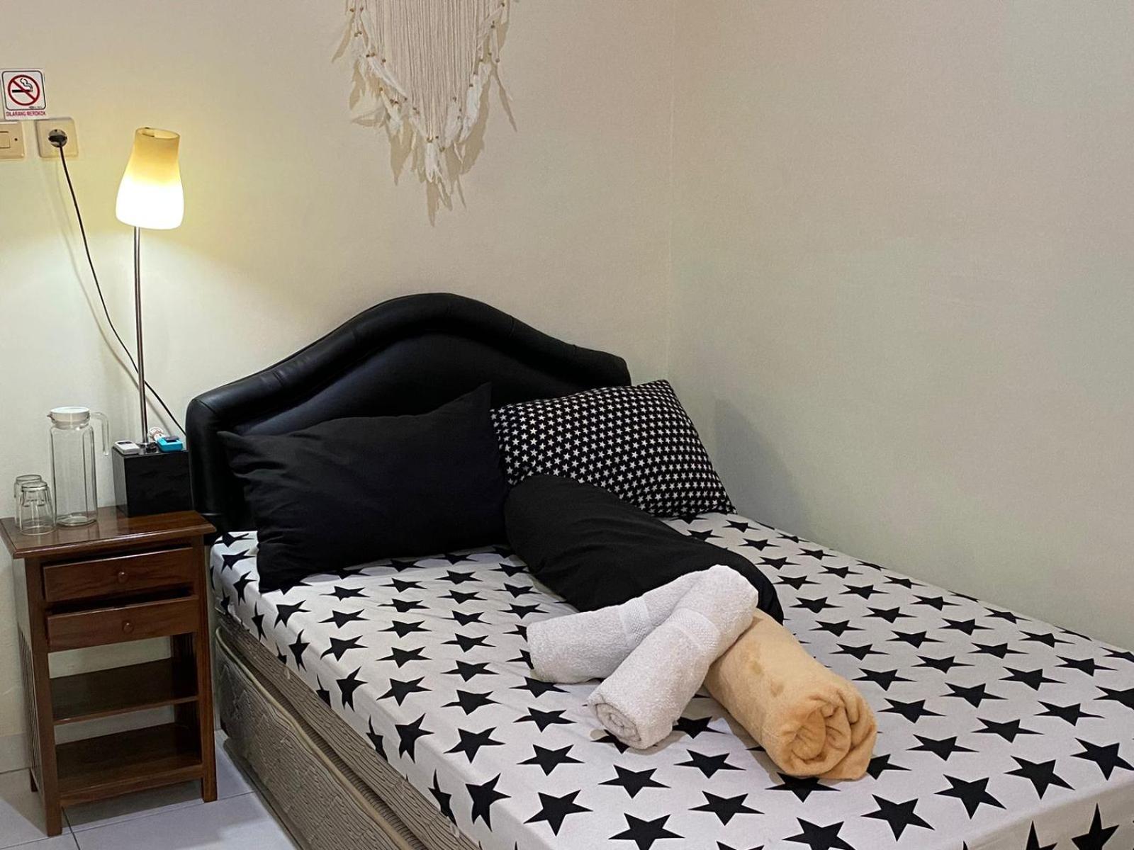Coliving Jogja Sweet Home Kost Lengkap Di Jogjakarta Quarto foto