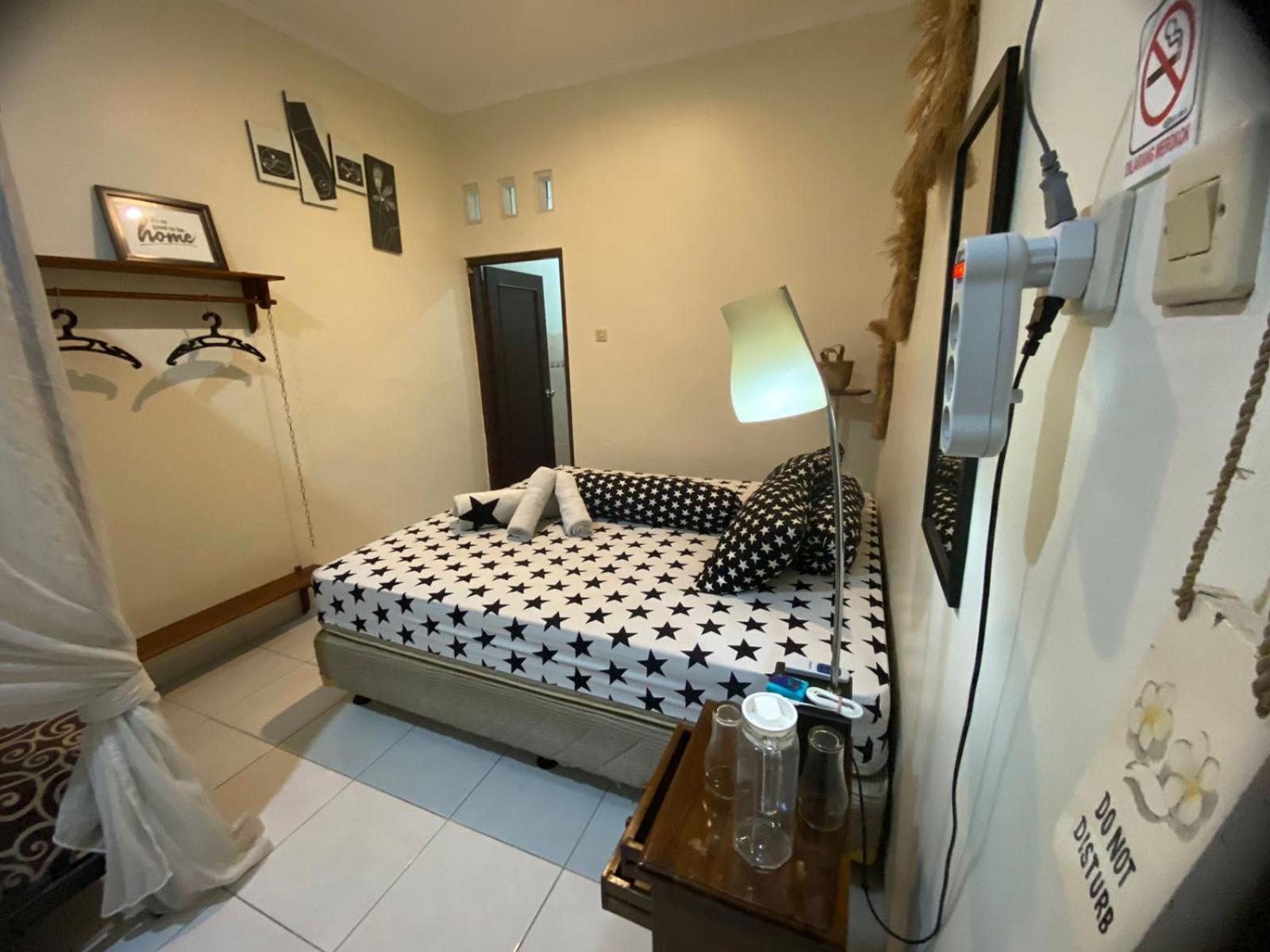 Coliving Jogja Sweet Home Kost Lengkap Di Jogjakarta Quarto foto