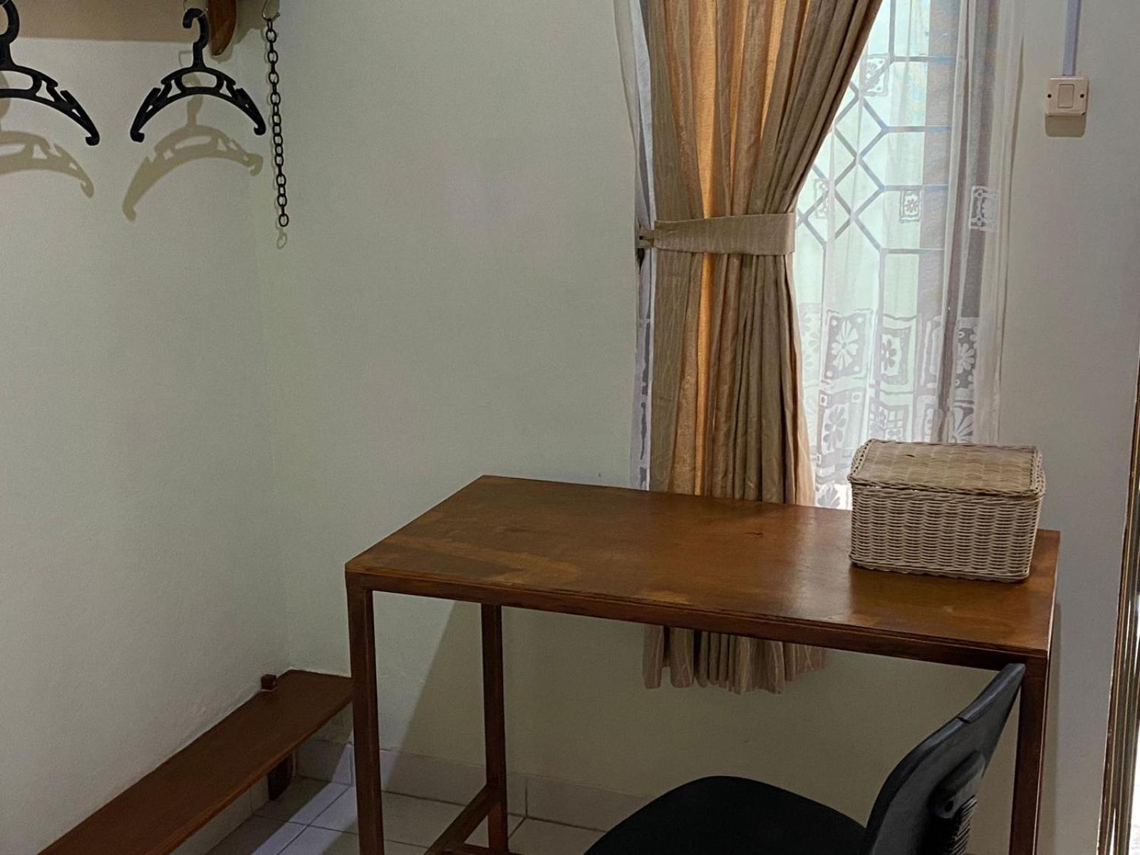 Coliving Jogja Sweet Home Kost Lengkap Di Jogjakarta Quarto foto