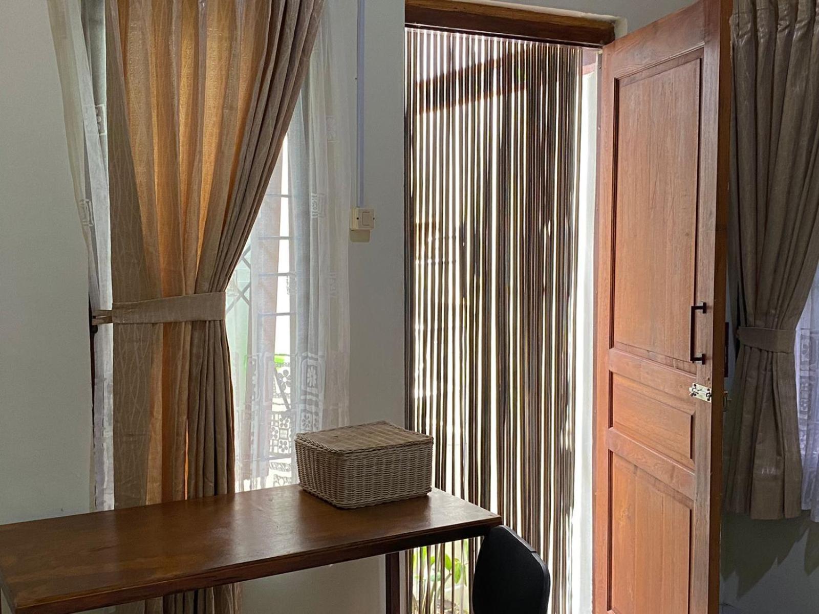 Coliving Jogja Sweet Home Kost Lengkap Di Jogjakarta Quarto foto