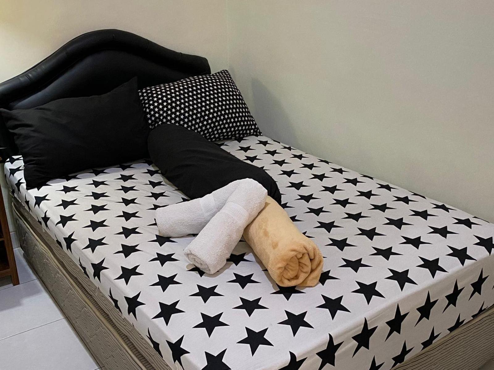 Coliving Jogja Sweet Home Kost Lengkap Di Jogjakarta Quarto foto