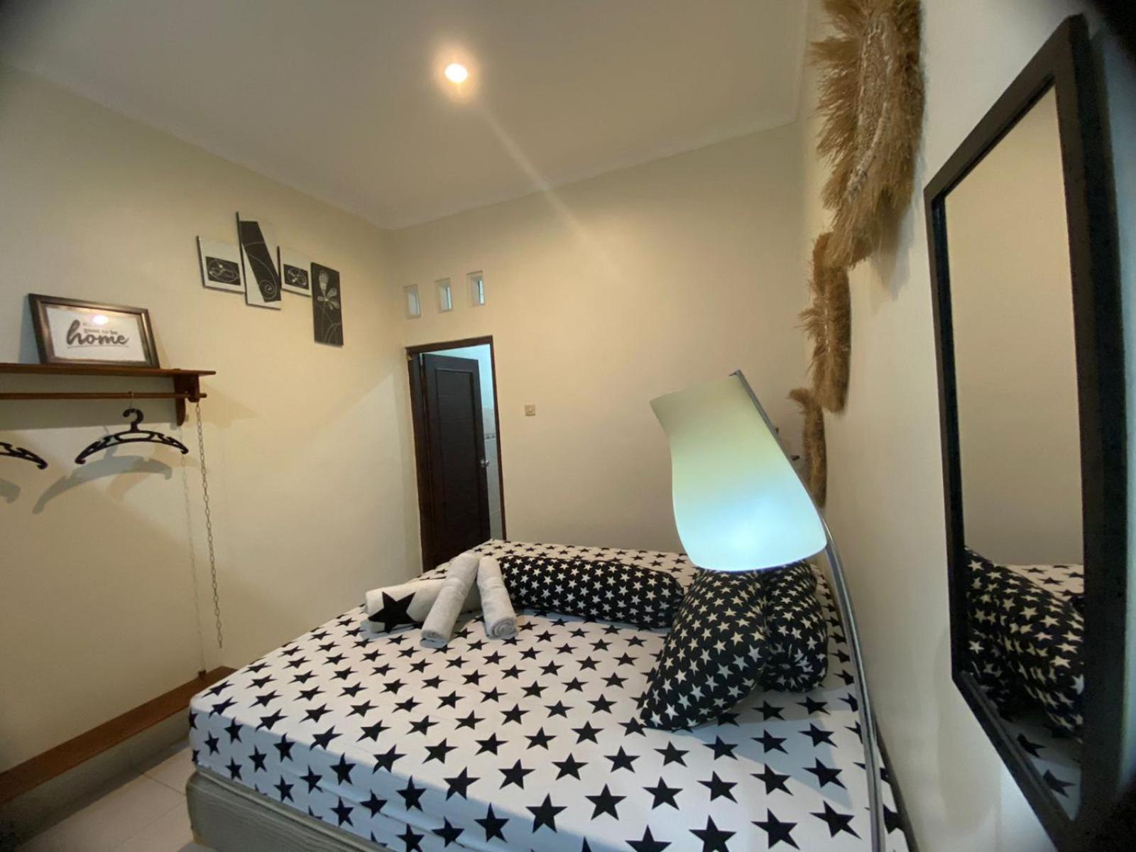 Coliving Jogja Sweet Home Kost Lengkap Di Jogjakarta Quarto foto
